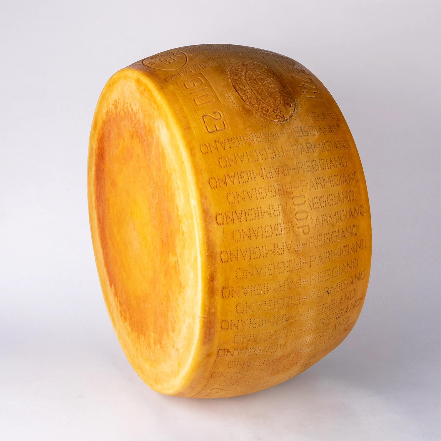 Parmigiano Reggiano - 18 mesi - Forma intera (39-41Kg) - immagine 2